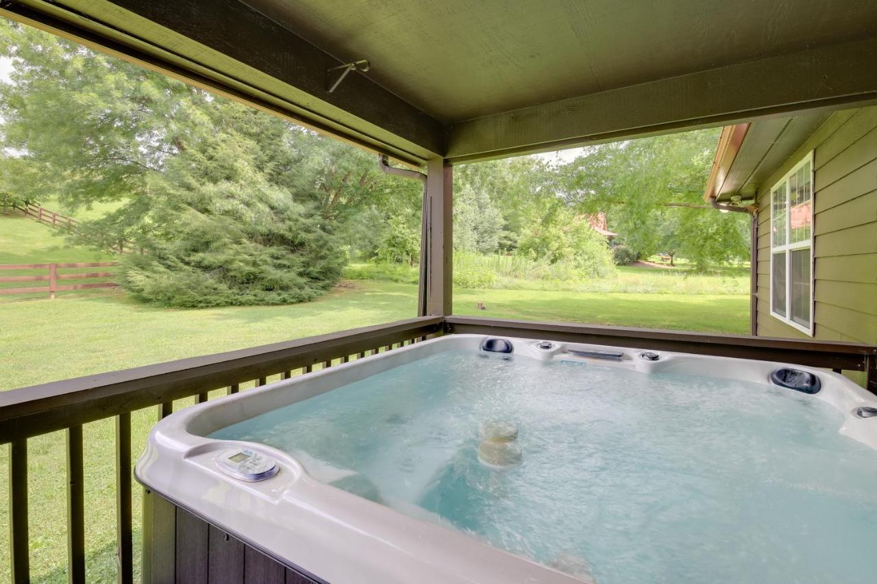 Sevierville Cabin With Private Hot Tub And Fire Pit Zewnętrze zdjęcie